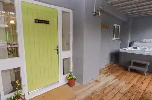 1 bedroom Le Durkestrete Cellar in Pembrokeshire