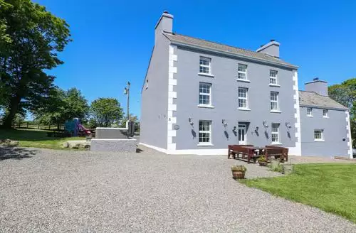 7 bedroom Newton West Farm in Pembrokeshire
