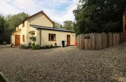 4 bedroom Rudbaxton Water in Pembrokeshire