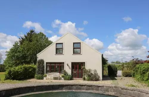 3 bedroom The Clove in Pembrokeshire