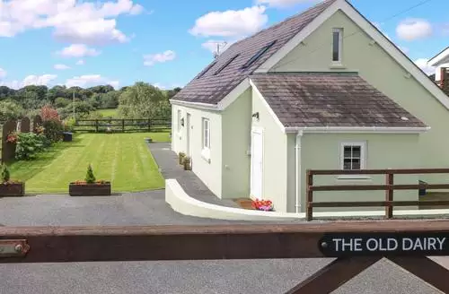 2 bedroom The Old Dairy in Pembrokeshire