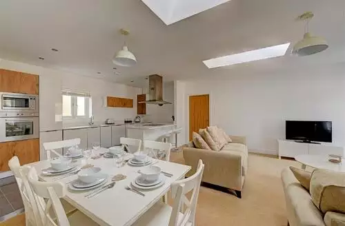 3 bedroom 3 Bed Apartment In Saundersfoot in Saundersfoot