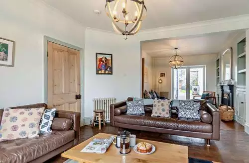 4 bedroom 4 Bed Cottage In Tenby in Saundersfoot