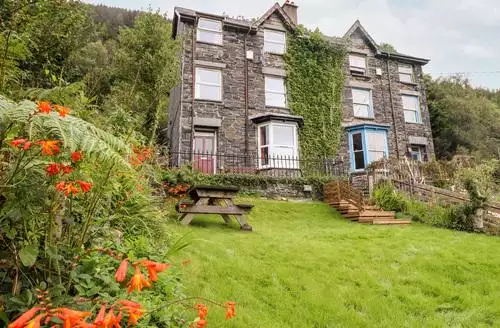 2 bedroom 2 Isygraig in Snowdonia