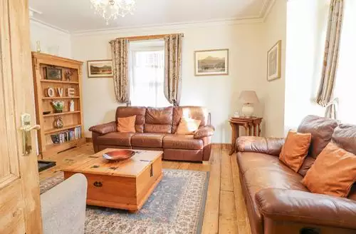 4 bedroom Mor Iwerddon in Snowdonia