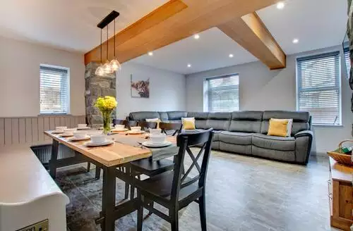 5 bedroom 5 Bed Cottage In Bala in Snowdonia