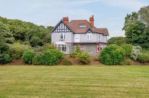 7 bedroom 7 Bed Cottage In Talybont in Snowdonia