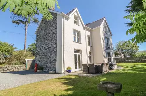 6 bedroom Tyddyn Goronwy in Snowdonia