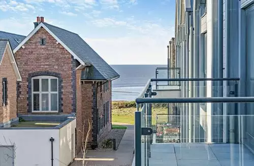 2 bedroom 2 Bed Apartment In Porthcawl in South Wales