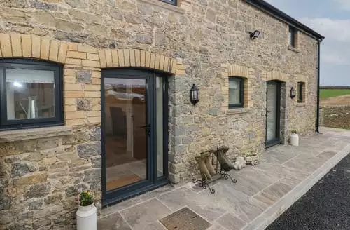 2 bedroom The Granary in South Wales