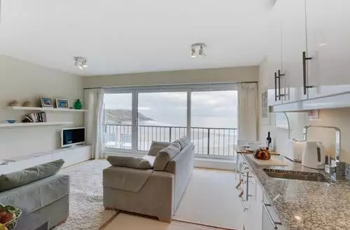 1 bedroom 1 Bed Apartment In Caswell Bay in West Wales