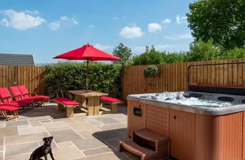 4 bedroom 4 Bed Cottage In Ystradgynlais in West Wales