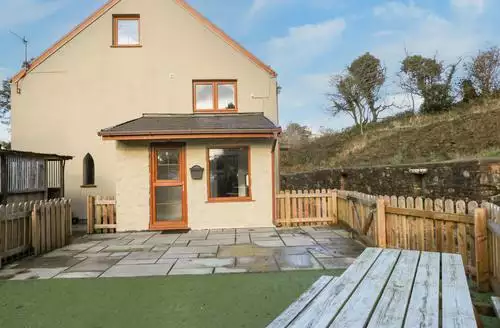 4 bedroom Nant Moel Isaf Farm in West Wales