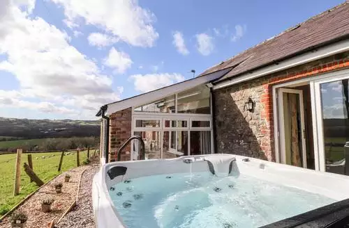 2 bedroom Sewin Cottage in West Wales